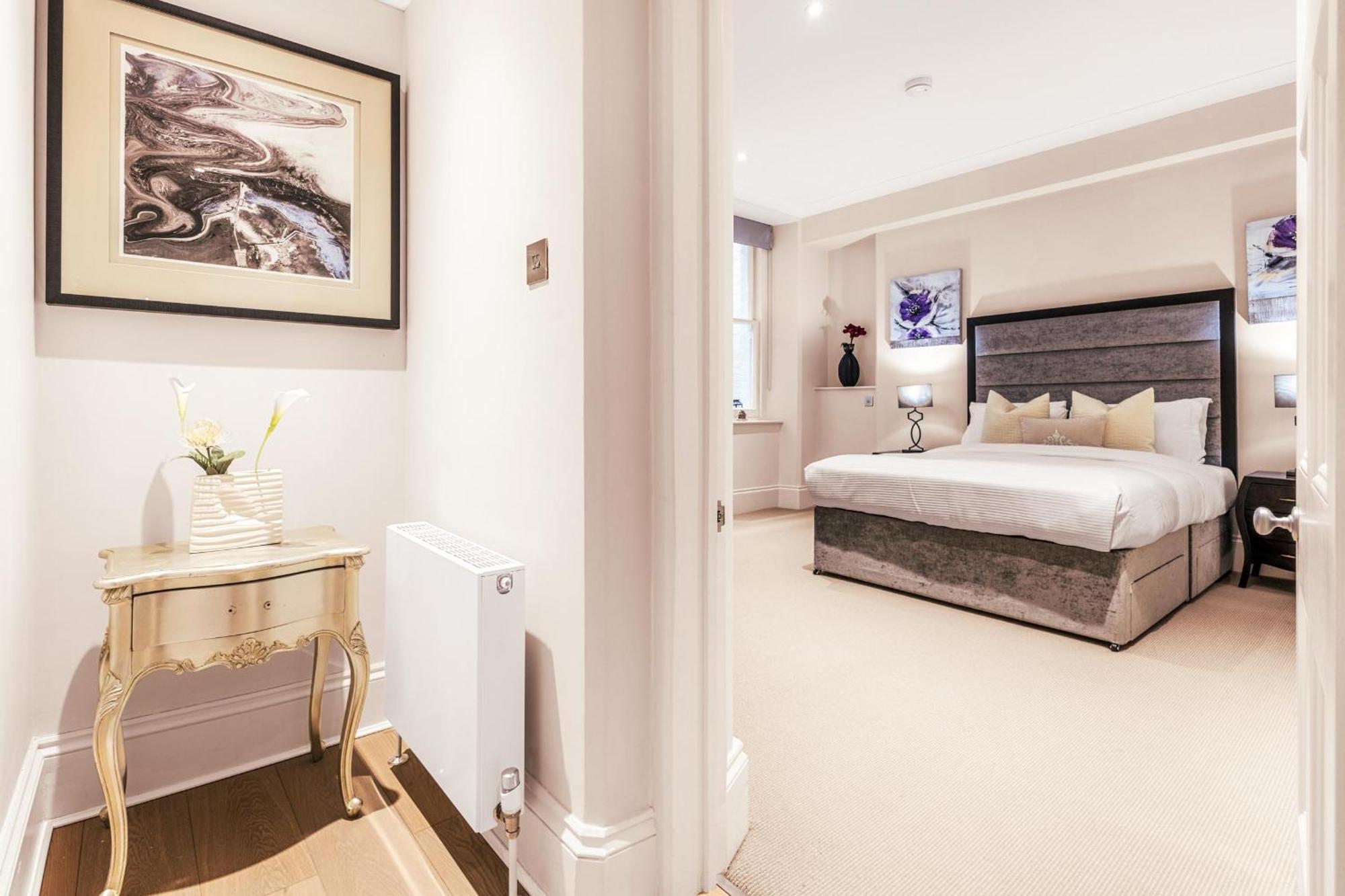 Chic One-bedroom Flat Apartment London