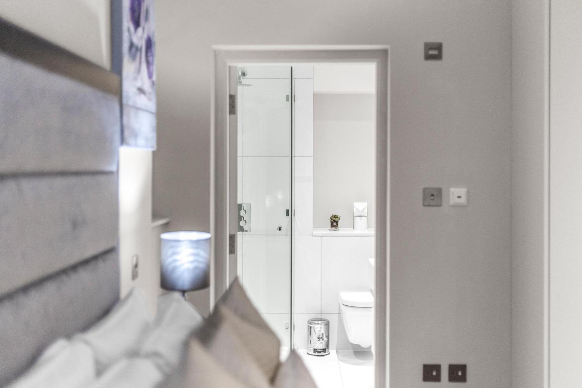 Chic One-bedroom Flat *